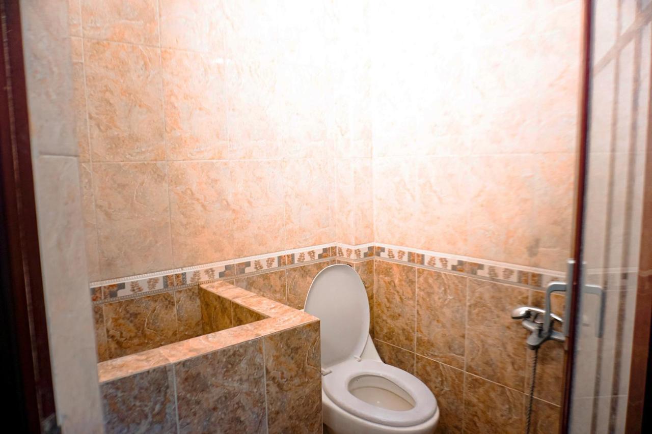 Hotel Laweyan Solo Экстерьер фото